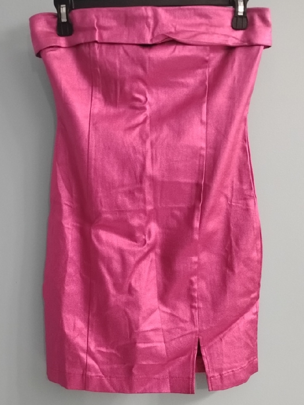 HYFVE Strapless Satin Sheath Dress in Magenta Shimmer Size Medium
